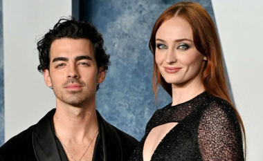 Joe Jonas dhe Sophie Turner kishin jetuar jetë të ndara prej muajsh përpara se këngëtari të paraqiste kërkesën për divorc