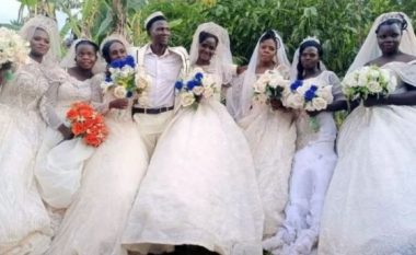 Dhëndri martohet me shtatë gra në një ceremoni të madhe në Ugandë – i dhuroi secilës prej tyre nga një makinë të re