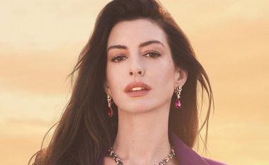 ‘Duket mirë për moshën e saj’ – Anne Hathaway merr komplimente për dukjen gjatë një interviste