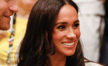 Meghan mbërriti në Gjermani me tri ditë vonesë dhe zemëroi një pjesë të fansave me fjalimin e saj