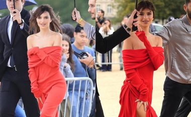 Emily Ratajkowski mban fustanin e saj të kuq teksa i rrëshqet poshtë trupit të saj në Javën e Modës në Paris