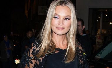 Modeli i preferuar i fustanit të Kate Moss për të dalë në publik