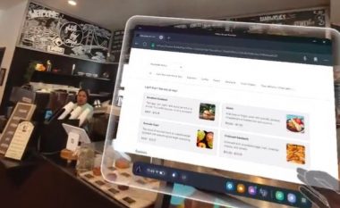 Pamje që do t’i shihni më shpesh: Një burrë hyn në një kafene në San Francisko duke mbajtur kufjet e reja të Meta-s dhe duke porositur
