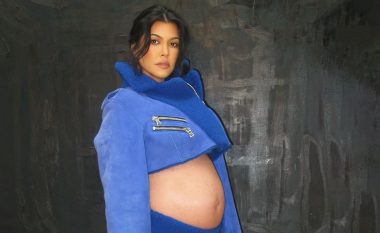 Kourtney Kardashian rikrijoi pamjen e motrës së saj Kim Kardashian në Met Gala të vitit 2013!