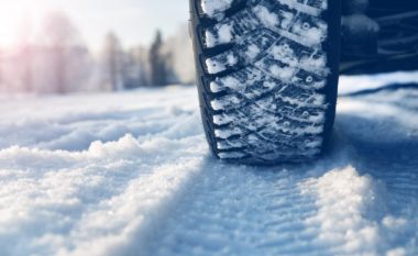 Cilat janë më të mira për dimër – gomat e gjera apo të ngushta?