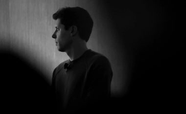 ‘Prapskenat’ e ngjarjes dhe dy shpjegimet që iu dhanë punonjësve të OpenAI se pse u pushua nga puna Sam Altman