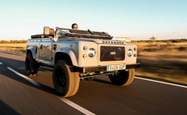 Me këtë Land Rover Defender mund të shkoni në Sahara, por edhe në plazh