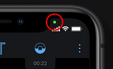Ja çfarë do të thotë nëse në ekranin e telefonit tuaj ndizet një dritë e gjelbër ose portokalli