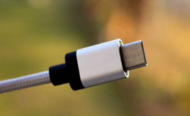 Microsoft 11 vjen me mbështetje për USB4 Gen 4 80 Gbps