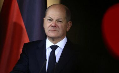 Pasi tre persona u vranë në Gjermani, Scholz: Sulmuesi duhet të kapet shpejt