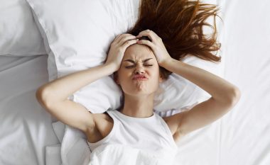 Pse femrat shtiren në krevat