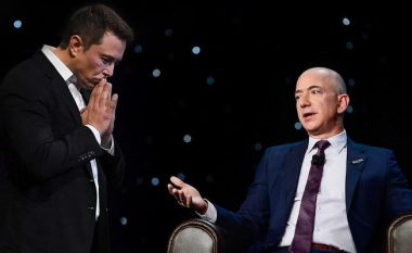 Jeff Bezos shet 2 miliardë dollarë aksione të Amazon – gjë që mund ta bëjë njeriun më të pasur në botë, përsëri