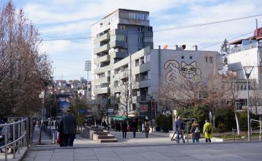 Ideale për zyre – në qendër të Prishtinës lëshohet banesa me qira ID-253