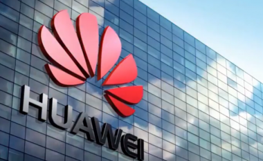 Kërkesa për çip me Inteligjencë Artificiale detyron Huawei të ngadalësojë prodhimin e telefonave