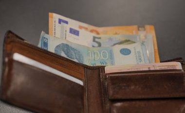 ​Përfundon periudha transitore: Nga sot, euro valuta e vetme për transaksione në Kosovë