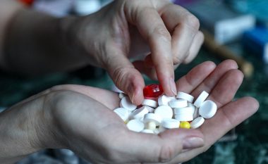 Shitjet e ilaçeve kundër depresionit në Rusi arritën nivelin më të lartë në pesë vite – u shitën 3.6 milionë pako