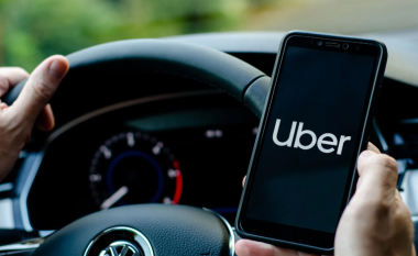 Uber ka rënë dakord të paguajë miliona euro për t’i dhënë fund luftës ligjore me taksitë australiane