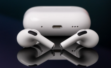 A do t’i shndërrojë Apple, AirPods në aparate dëgjimi?