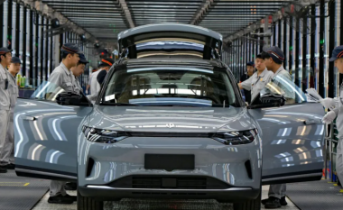 SHBA do të ndalojë importin e veturave elektrike kineze