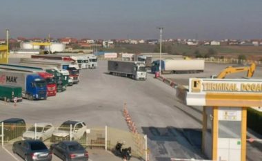 Terminali doganor në Ferizaj, kompania kërkon të ri-licencohet: Nëse mbyllet përfitojnë kompanitë transportuese nga Serbia dhe shumë punëtorë mbesin pa punë