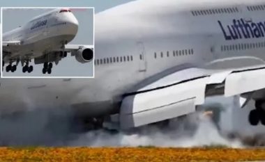 Aeroplani gjigant u “përplas” dy herë në pistën e aeroportit të Kalifornisë – rrotat nxirrnin tym – pastaj u ngrit përsëri