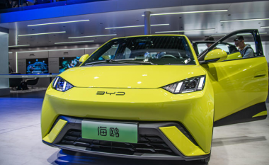 Kina ka një problem me veturat elektrike dhe ky është lajm i keq edhe për Elon Musk