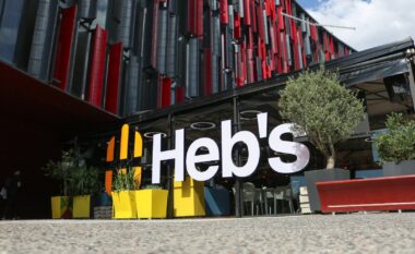 Heb’s mbërrin edhe në Shqipëri