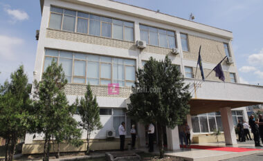 Dogana e Kosovës pranon 1,360 aplikime për pozitat e reja doganore – procesi përzgjedhës së kandidatëve drejt përfundimit