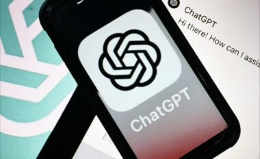 OpenAI vonon ardhjen e zërave ‘joshës’ të asistentëve të ChatGPT