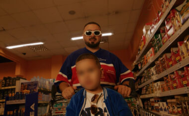 Gjiko publikon “Baby Shark”, bashkëpunimin me djalin e tij pesë vjeçar Zëri