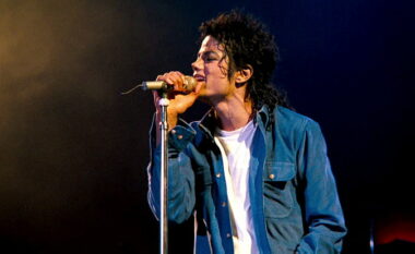 Përtej turbulencave dhe vështirësive – Epopeja e gjeniut muzikor Michael Jackson