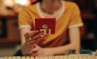 Qeveria e Japonisë i jep fund përdorimit të ‘floppy’ disqeve