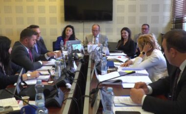 Deputetët: KOSTT-i sikur me qenë super ministri, kryesuesi i bordit akuzohet se ka shumë këshilltarë