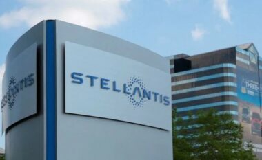 SHBA hap hetimin për 150,000 automjete Stellantis për humbjen e fuqisë lëvizëse