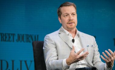 Flet për herë të parë pas kolapsit botëror, CEO i Crowdstrike: Kemi hasur në një defekt, por kemi gjetur një zgjidhje për problemin