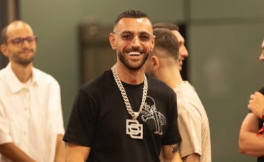 Stresi: Nuk guxon njeriu të publikojë foto me një shoqe, direkt ta bëjnë dashnore apo prostitutë