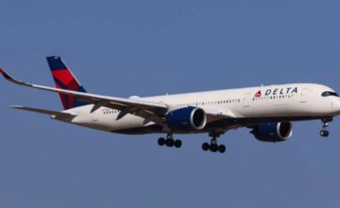 Po riparonin goma dhe frenat e fluturakes, humbin jetën dy punonjës të aviokompanisë amerikane Delta Airlines