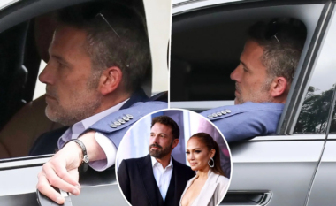 Ben Affleck shihet i mërzitur në veturën e tij pas ndarjes nga Jennifer Lopez