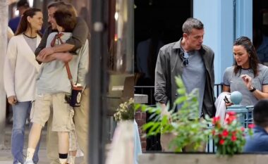 Ben Affleck shfaqet i buzëqeshur me ish-gruan Jennifer Garner, mes trazirave të martesës me Jennifer Lopez