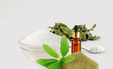 Stevia – zëvendësues i shkëlqyer i sheqerit: Ëmbëlsoni ditën dhe qëndroni të shëndetshëm