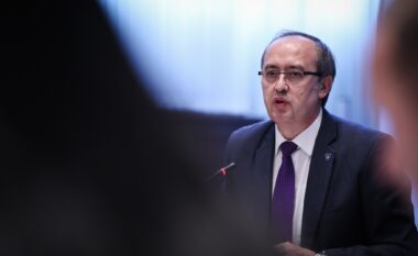 Hoti akuzon për dështime Qeverinë Kurti: Kosova është bërë vend me rrezik të lartë për investitorët e huaj