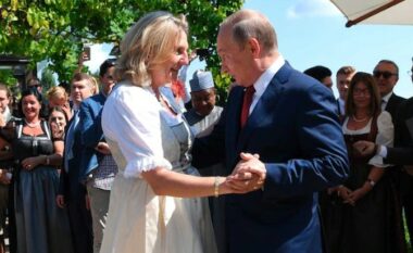 Putin e punëson ish-ministren e Jashtme austriake – ajo do të kujdeset për rritjen e tigrave