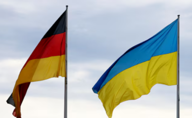 Gjermania me afro 400 milionë euro ndihmë ushtarake për Ukrainën