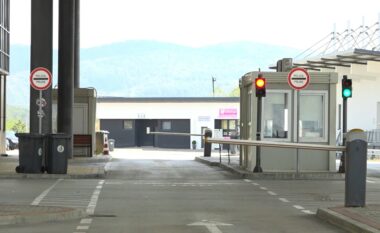 Pa kolona në kufi – bllokohet përkohësisht për kamionë pika kufitare në Han të Elezit