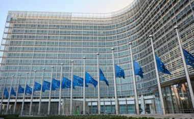 Brukseli ul flamujt në gjysmështizë në shenjë solidariteti me Spanjën