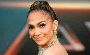 Jennifer Lopez i nënshtrohet një operacioni për të ndryshuar pamjen e saj fizike pas divorcit nga Ben Affleck