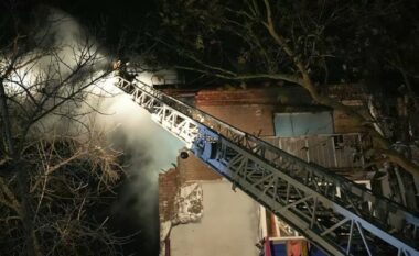 Rusët kryejnë sulm me dronë mbi ndërtesat kolektive në Mykolaiv – humbin jetën pesë civilë