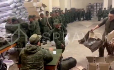 Inteligjenca ukrainase përgjon bisedën mes ushtarëve verikorean që po luftojnë në Ukrainë