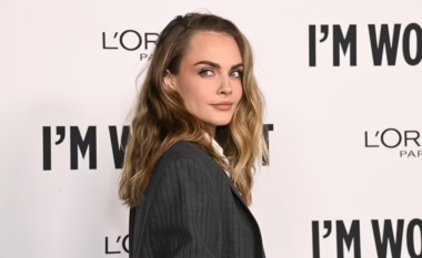 Cara Delevingne shkëlqen në eventin e L’Oréal Paris Women of Worth