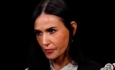 Demi Moore zbulon rolin që e “frikësoi”, në intervistëne  ‘Hot Ones’